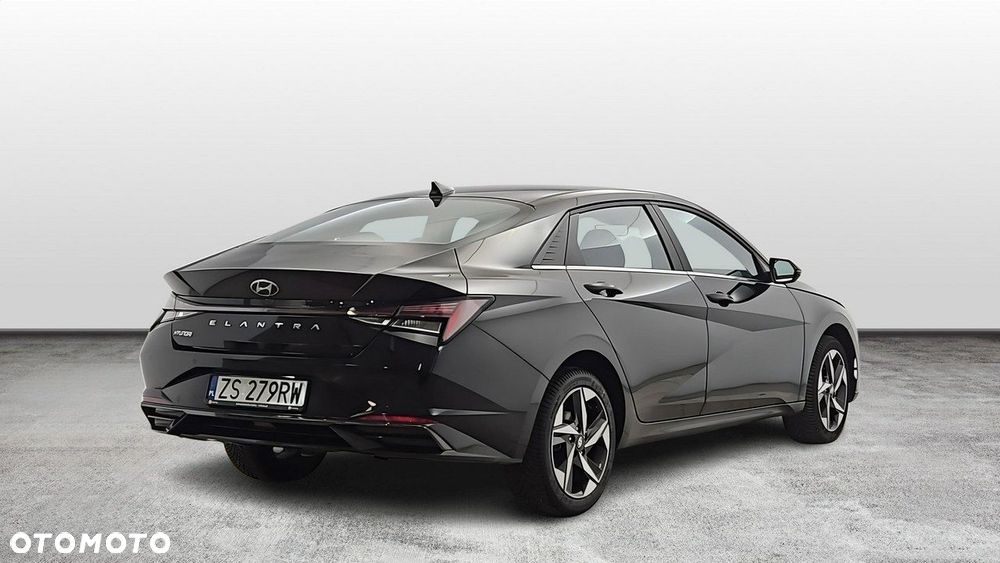 Hyundai Elantra 1.6 Smart - 5