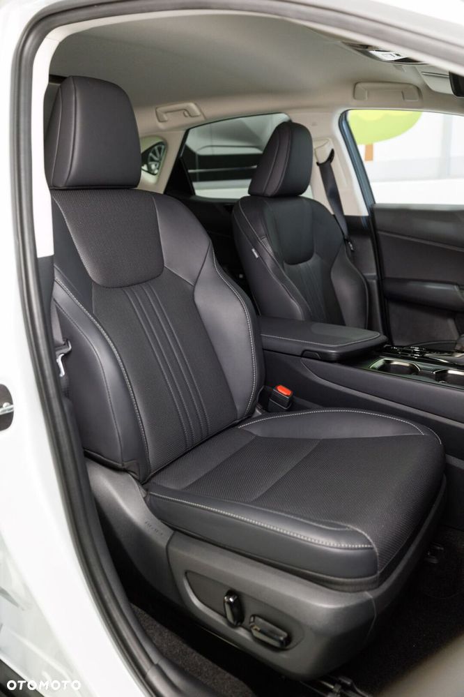 Lexus NX 350h Prestige 2WD - 18