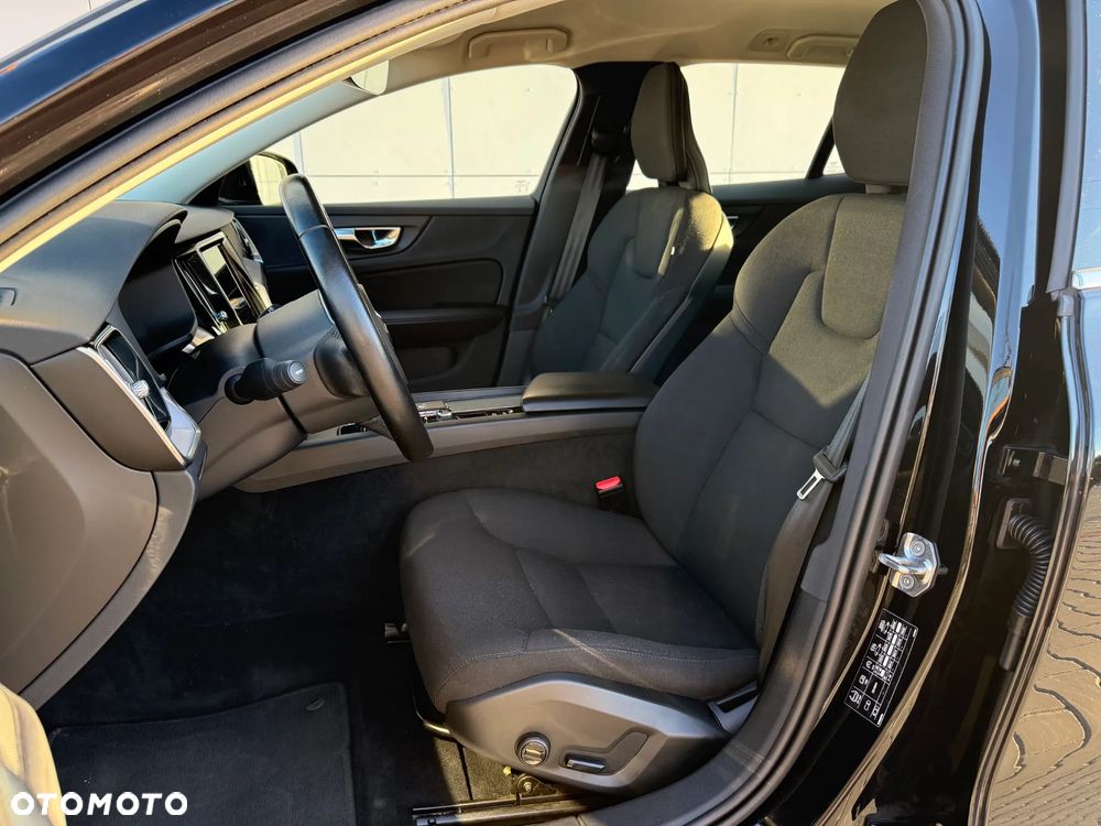 Volvo V60 B4 D Geartronic Momentum - 11