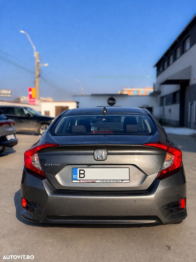 Honda Civic 1.5 VTEC Turbo CVT Elegance Navi - 3