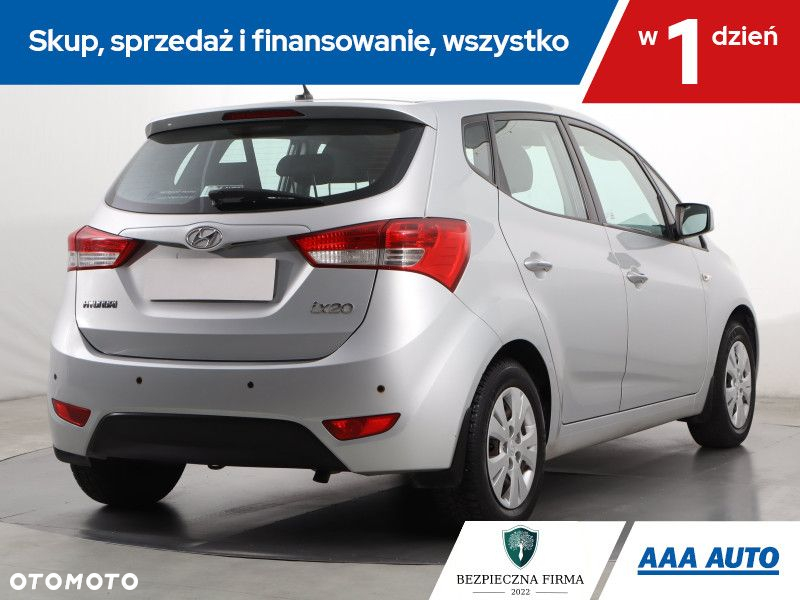 Hyundai ix20 - 6