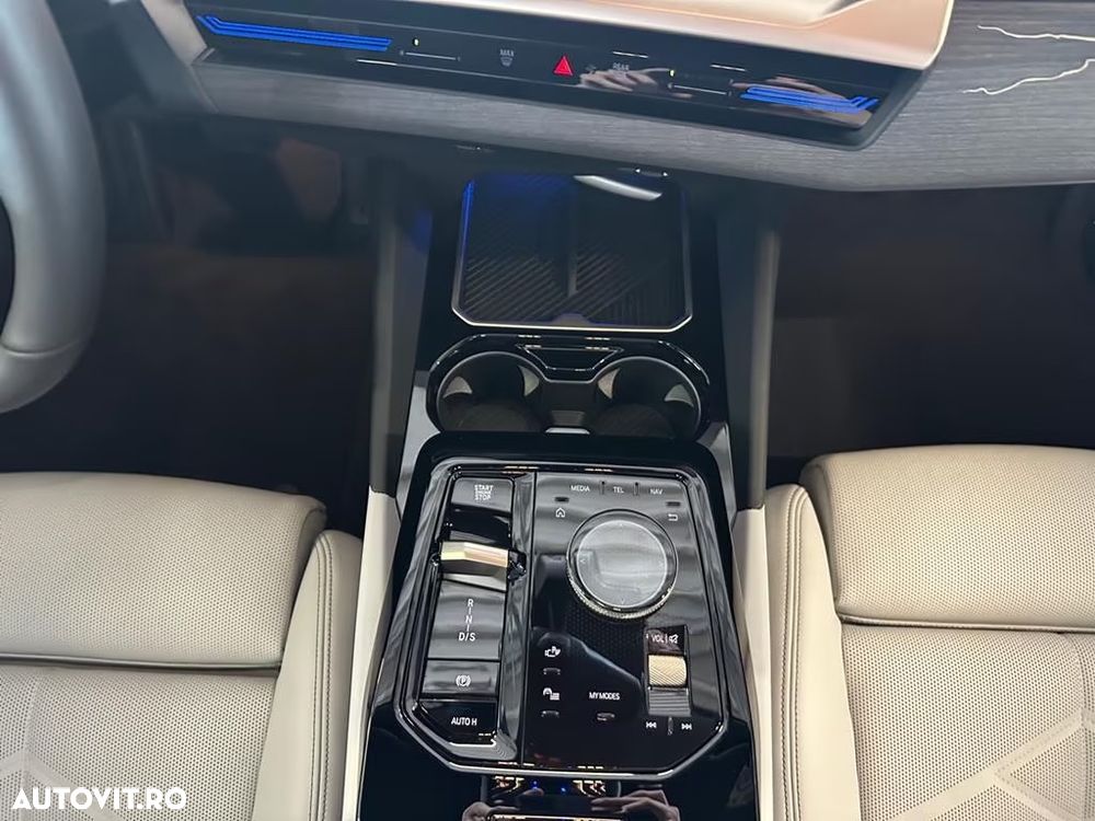 BMW Seria 5 520d xDrive Aut. - 9