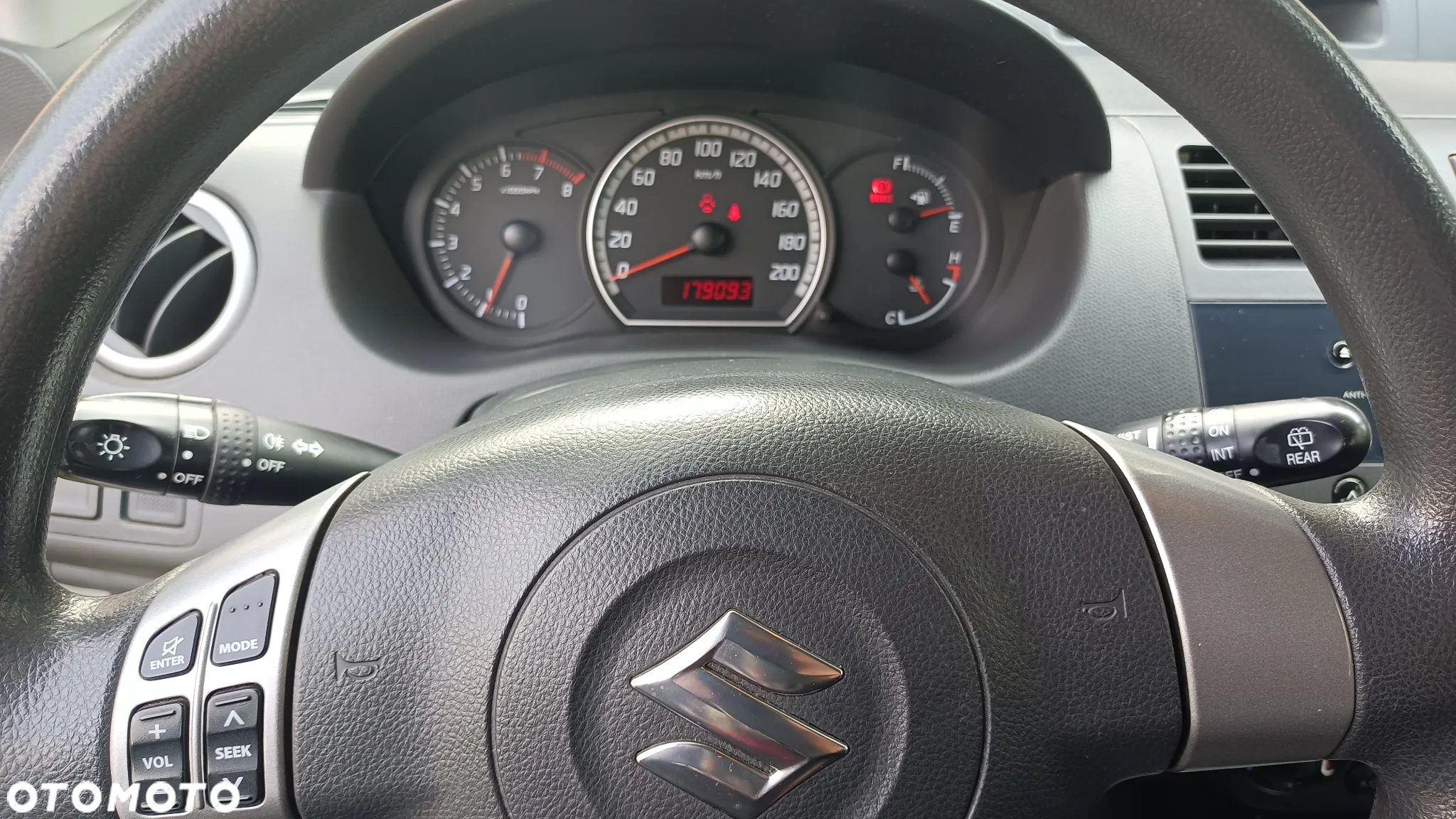 Suzuki Swift 1.3 Comfort - 8
