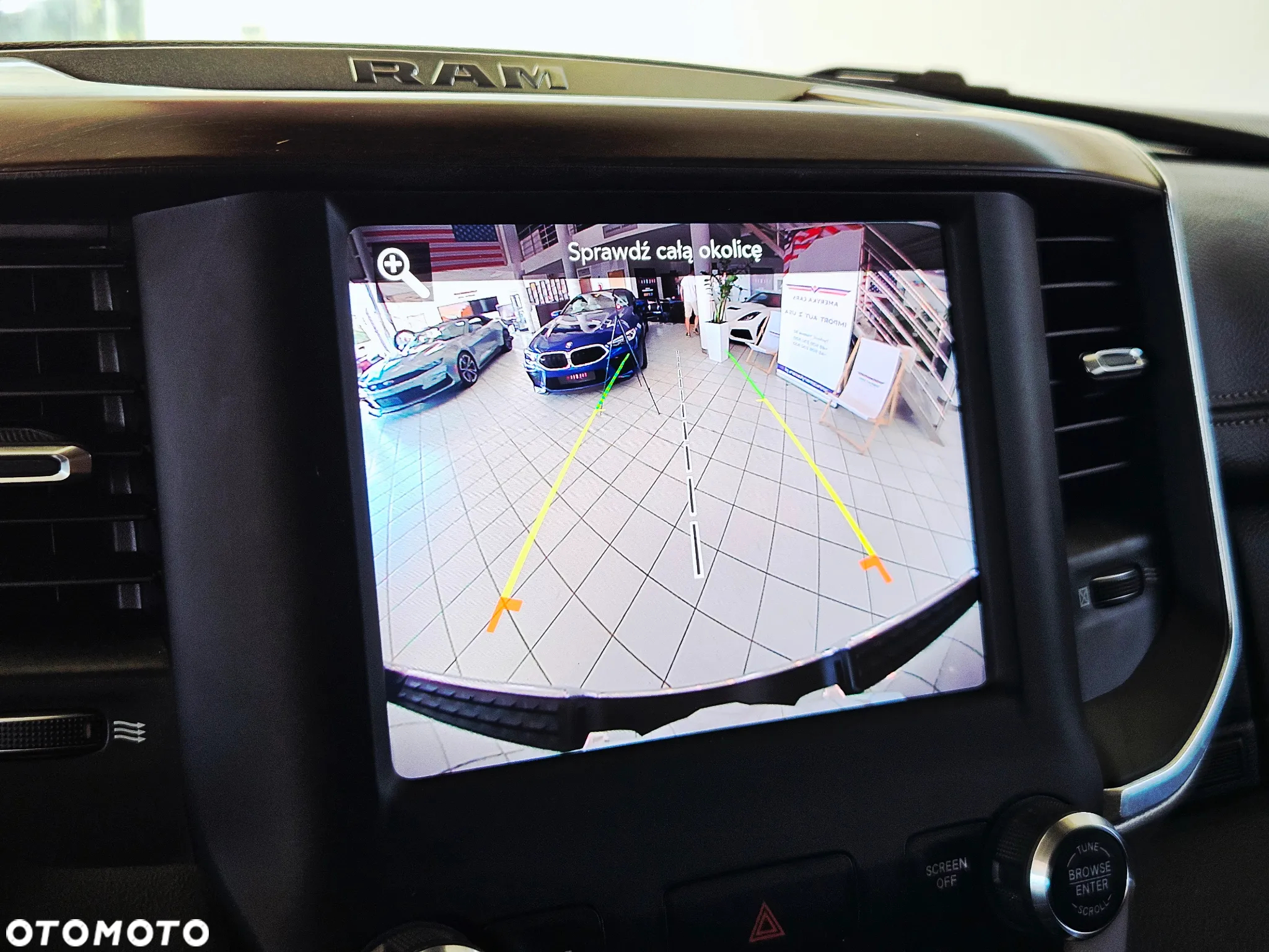 RAM 1500 5.7 Crew Cab Laramie - 19