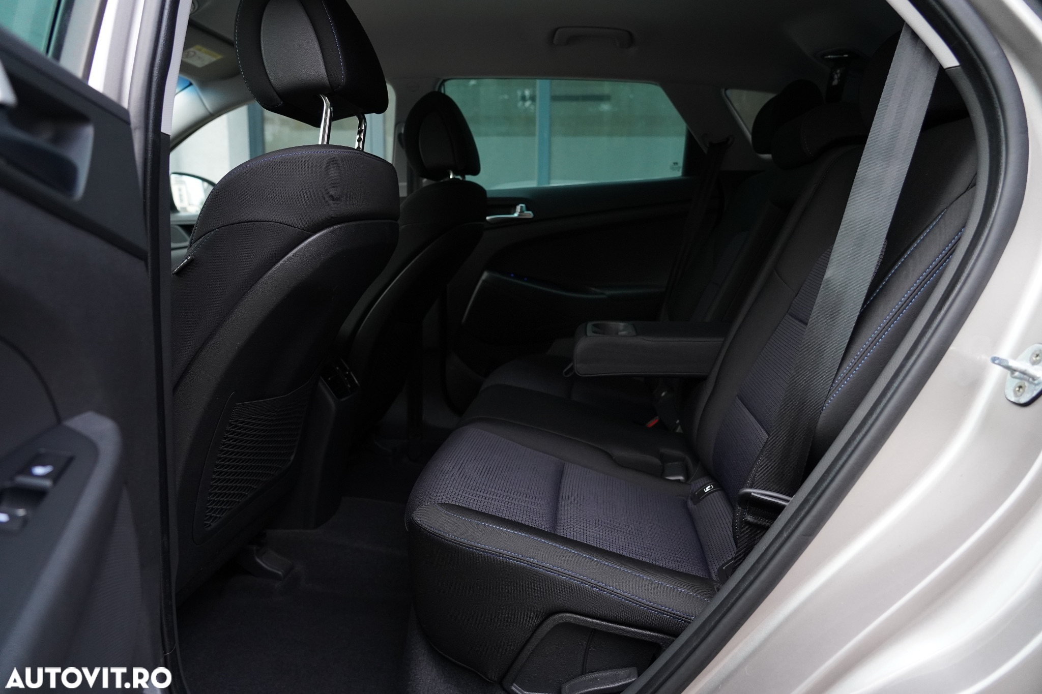 Hyundai Tucson 2.0 CRDI 4WD 6AT Premium+ - 17