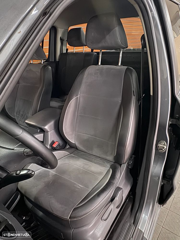 VW Amarok 2.0 TDi CD High.CM 4Motion - 9