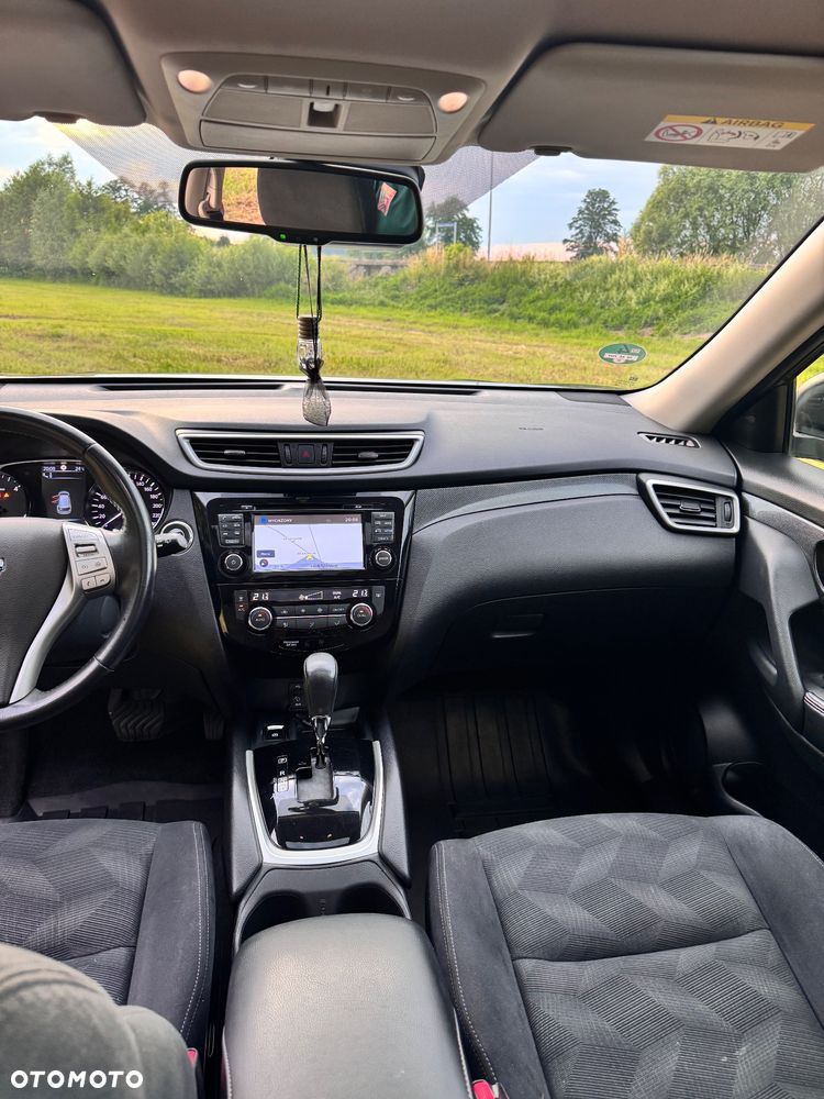 Nissan X-Trail 2.0 dCi Tekna 4WD Xtronic 7os - 14