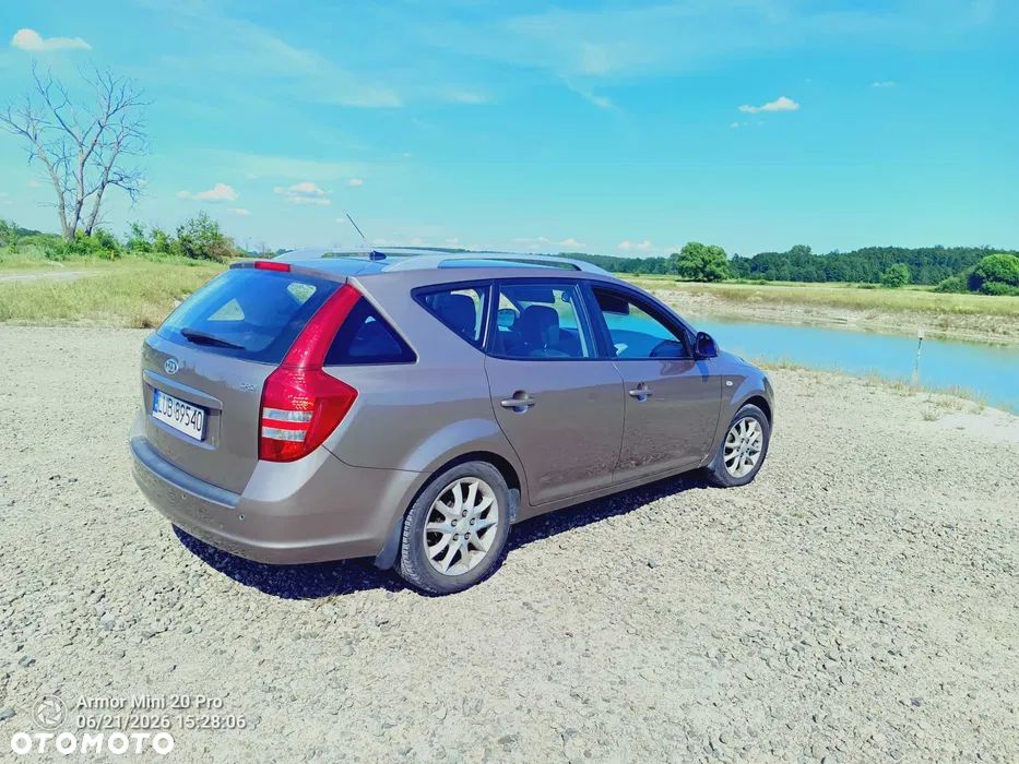 Kia Ceed 2.0 crdi Optimum - 3