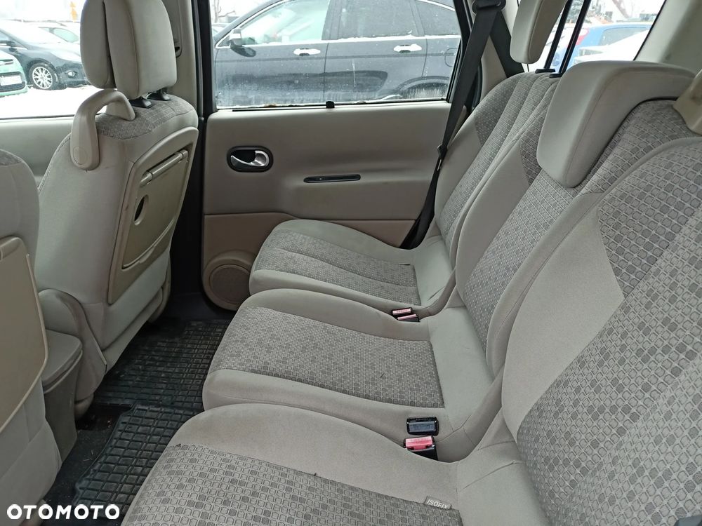 Renault Grand Scenic - 15