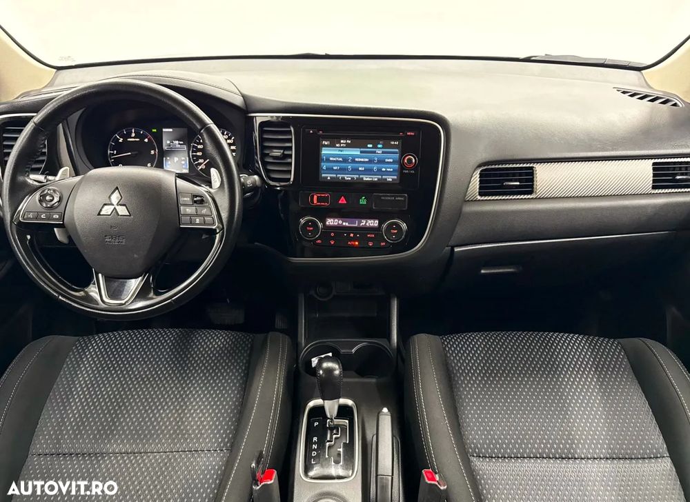 Mitsubishi Outlander 2.2 DI-D 4WD Automatik Intense - 8