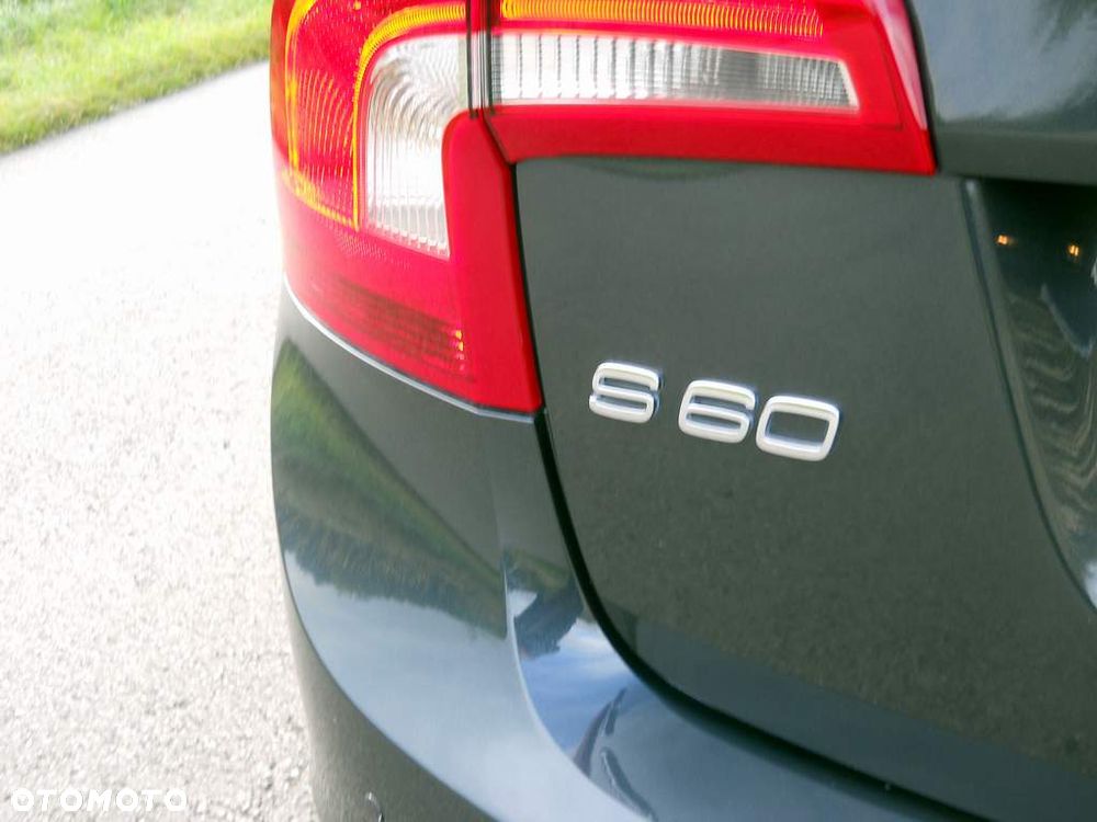 Volvo S60 DRIVe - 30