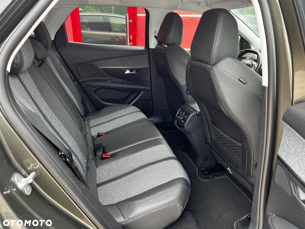 Peugeot 3008 HDi FAP 115 Style - 23