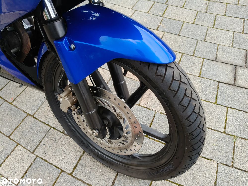 Honda CBR - 15
