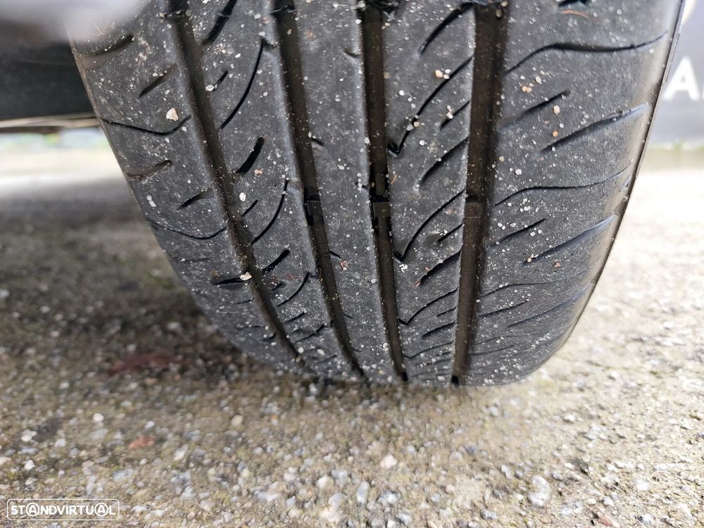 Renault Clio 1.2 RT - 24