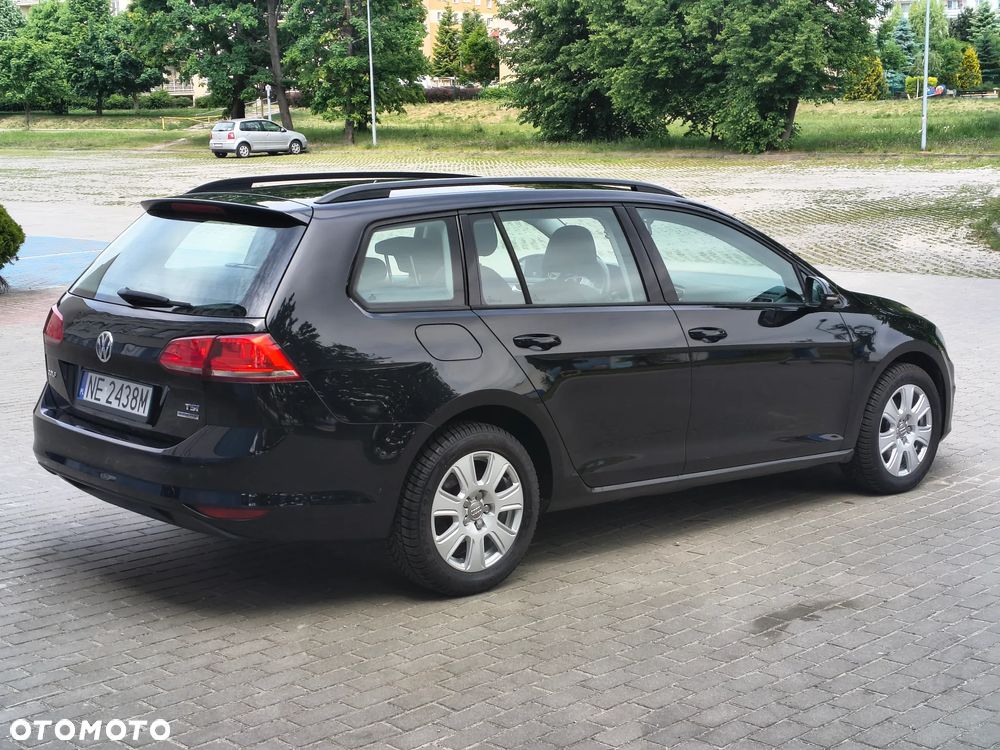 Volkswagen Golf 1.2 TSI BMT Trendline - 12