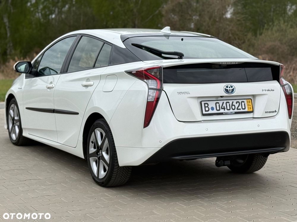 Toyota Prius - 10