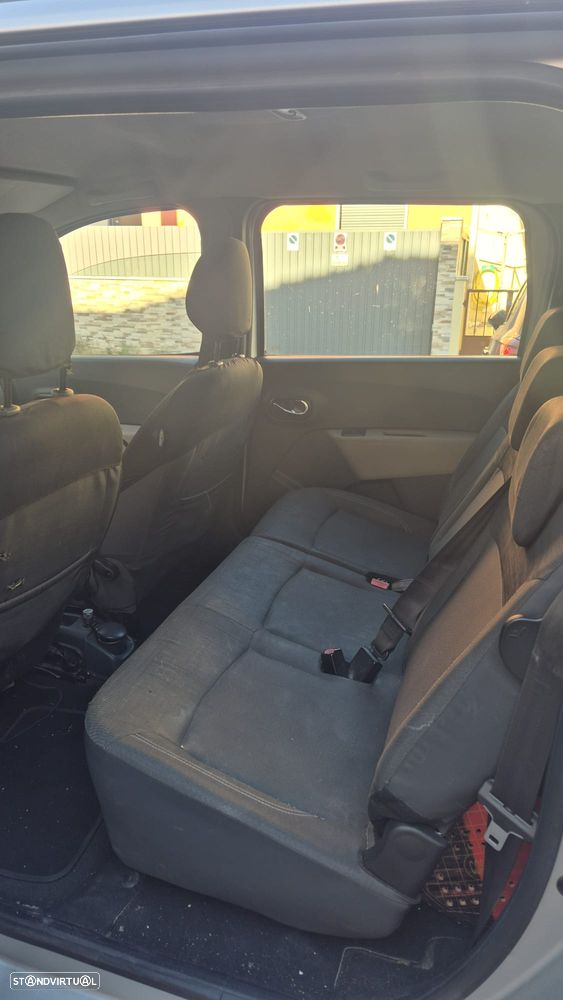 Dacia Lodgy 1.5 dCi Confort 7L - 13