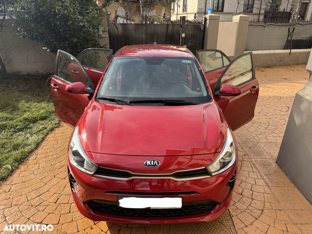 Kia Rio - 4