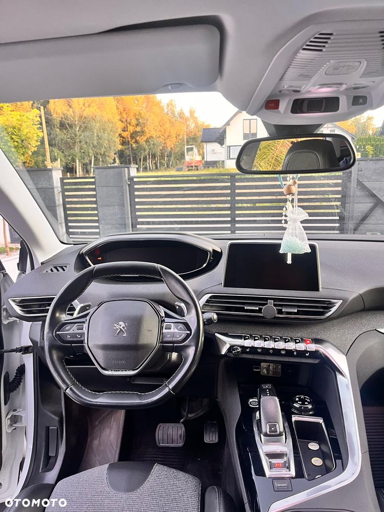 Peugeot 3008 1.2 PureTech GPF Allure S&S EAT8 - 16