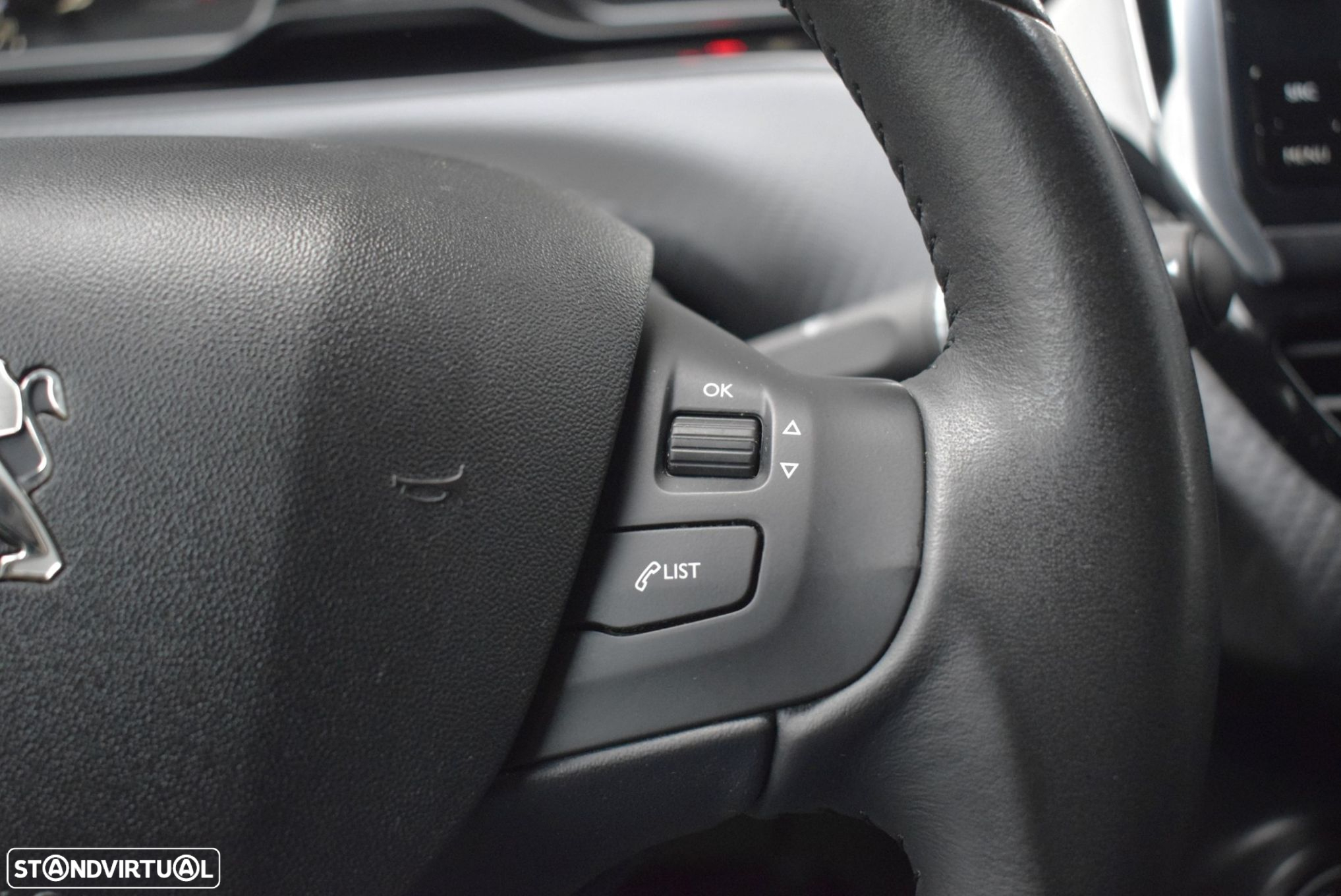 Peugeot 2008 PureTech 110 Style - 18