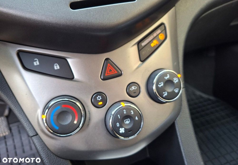 Chevrolet Aveo - 30