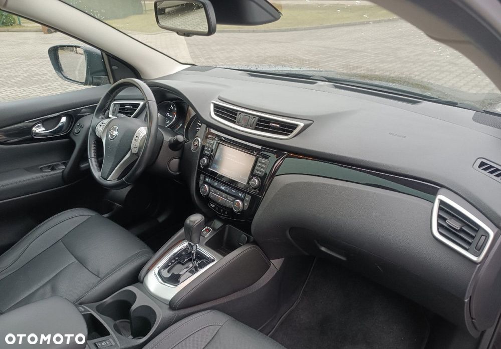 Nissan Qashqai - 14