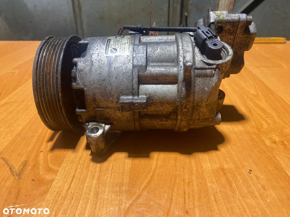 KOMPRESOR SPRĘŻARKA KLIMATYZACJI BMW E87 6915380-07 N - 6
