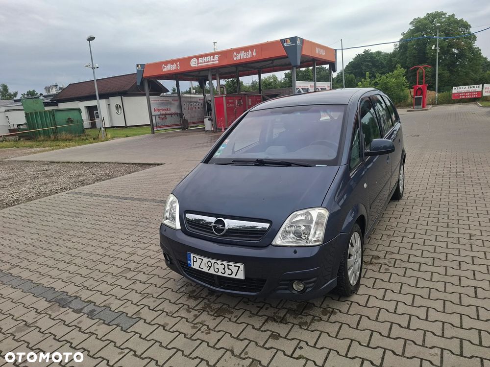 Opel Meriva 1.8 16V Cosmo Easytronic - 8