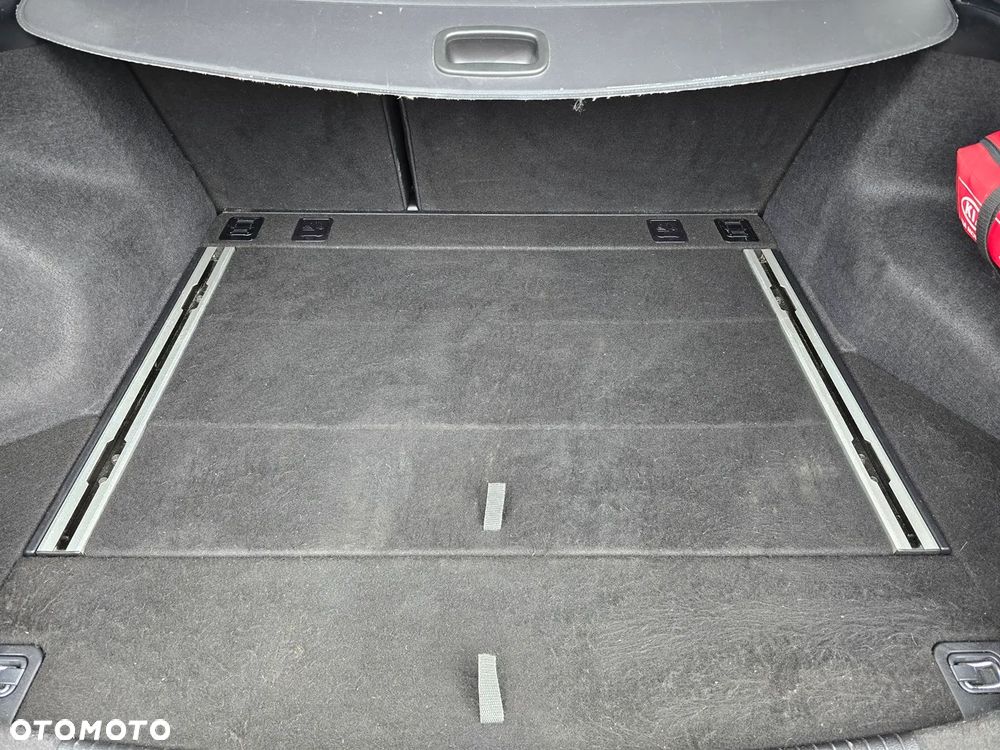 Kia Ceed 1.6 GDI Platinum Edition - 17
