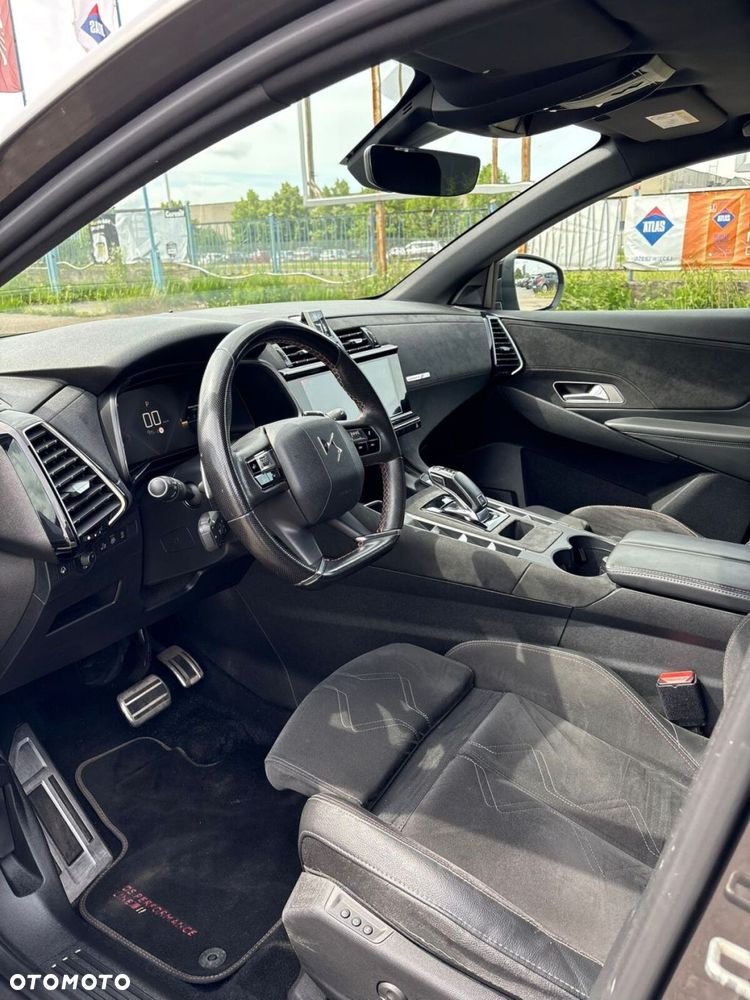DS Automobiles DS 7 Crossback - 25