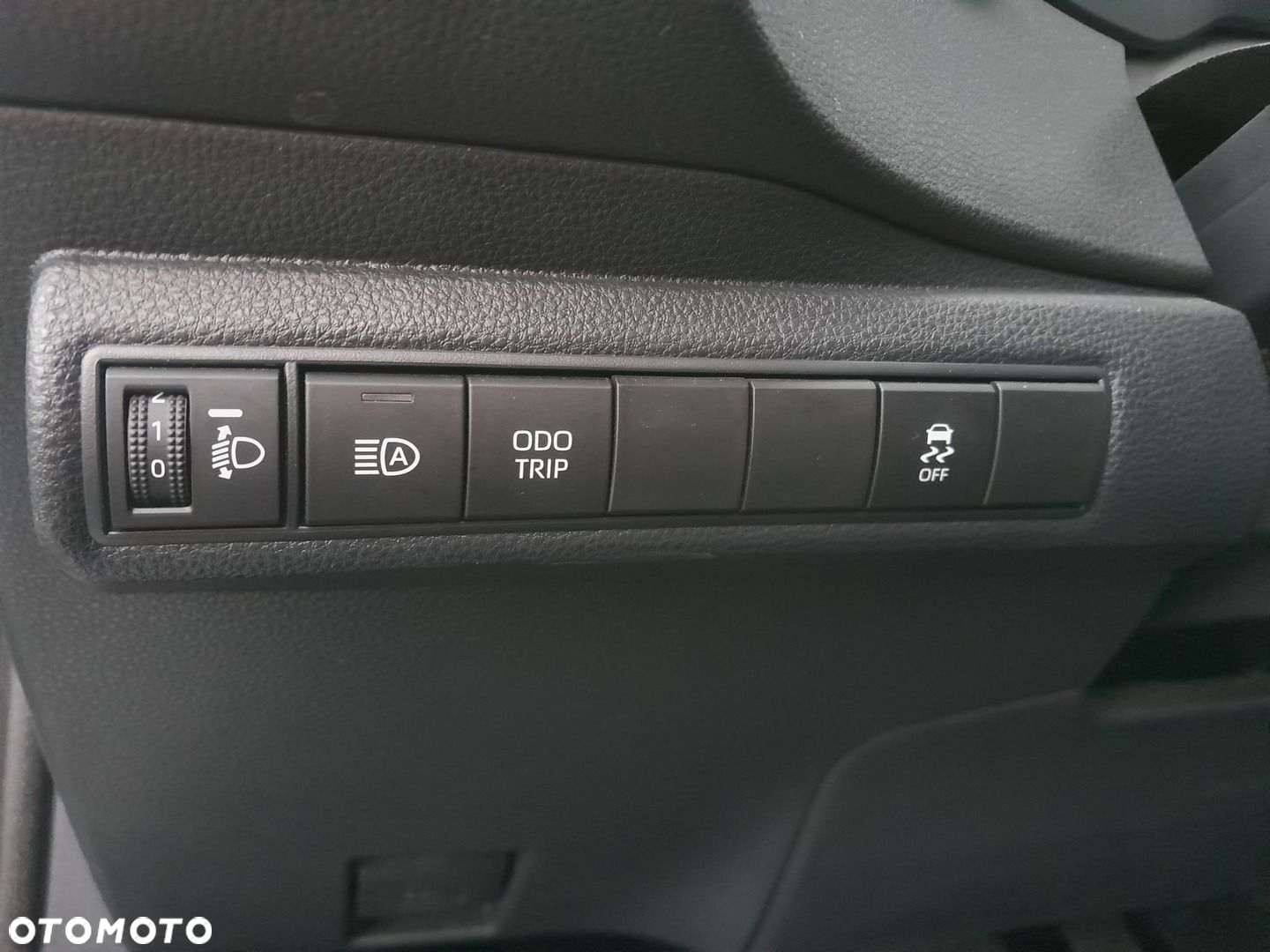 Toyota Corolla - 26