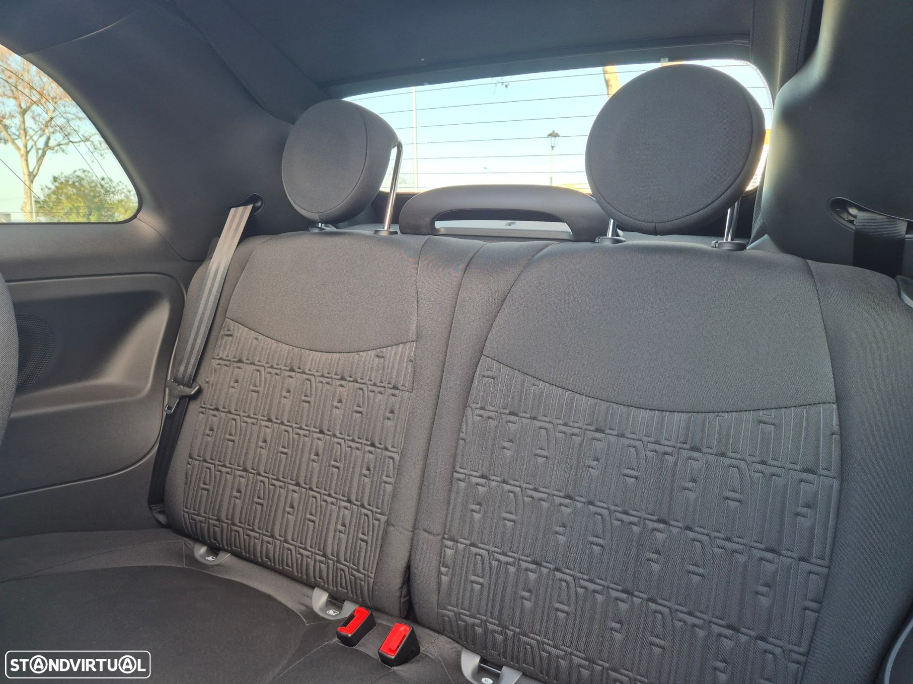 Fiat 500C 1.0 Hybrid - 32