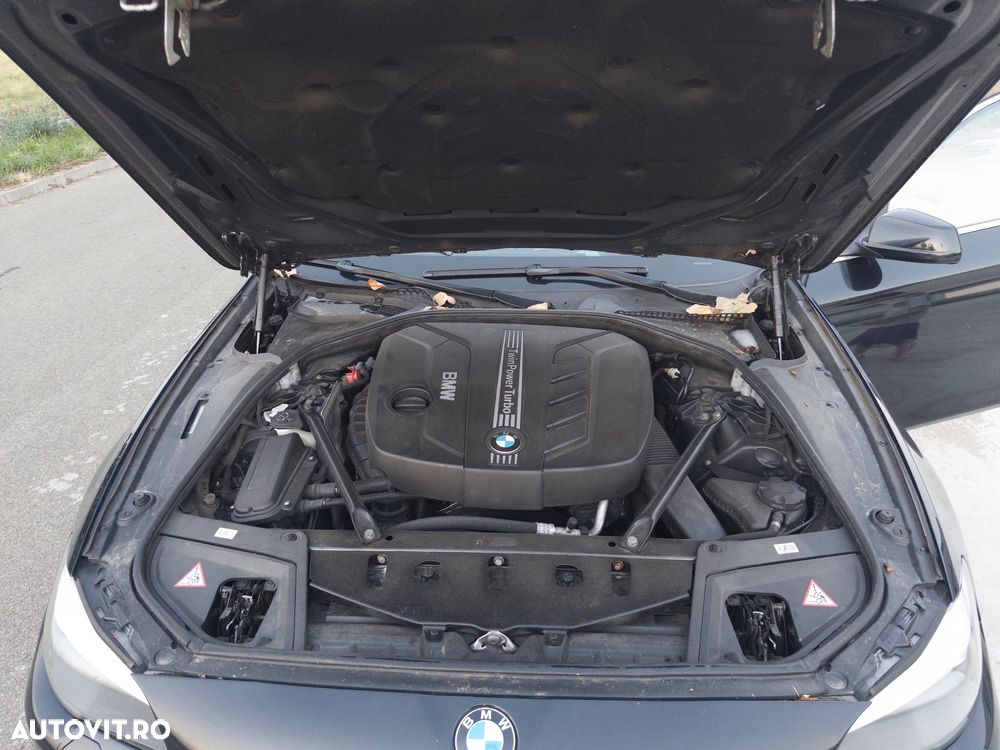 BMW Seria 5 525d Aut. - 18