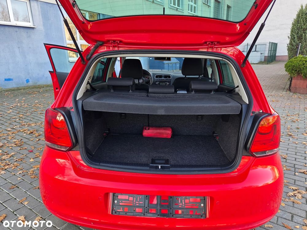 Volkswagen Polo 1.2 Comfortline - 27