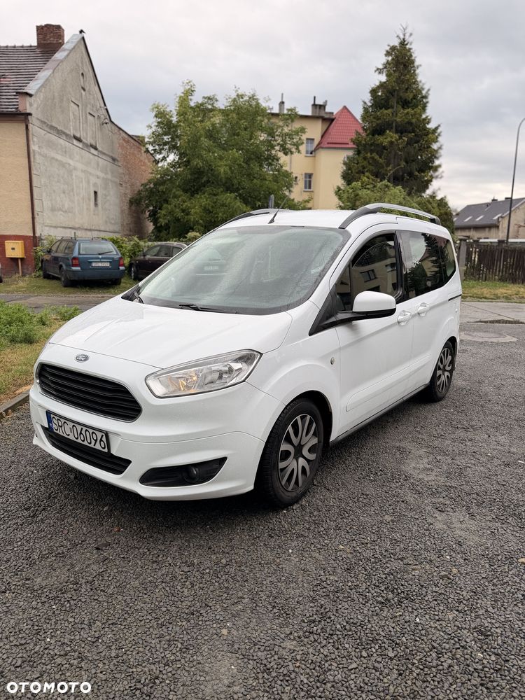 Ford Tourneo Courier - 1
