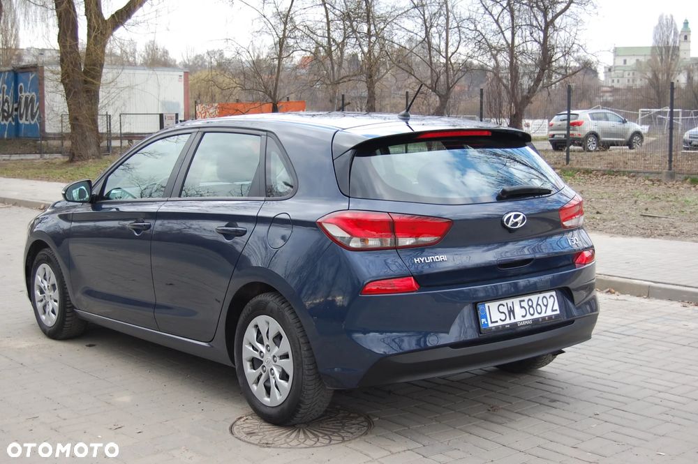 Hyundai i30 1.4 Passion Plus - 8
