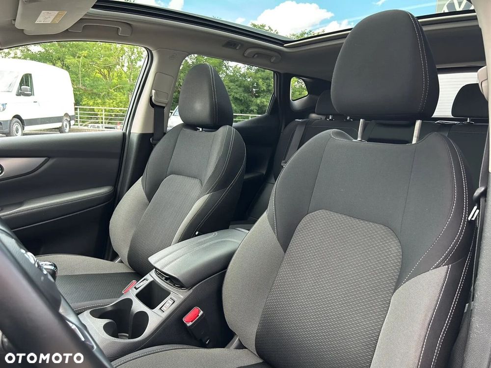 Nissan Qashqai 1.3 DIG-T N-Connecta - 8