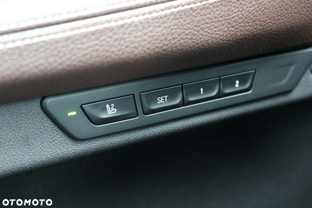 BMW Seria 7 - 18