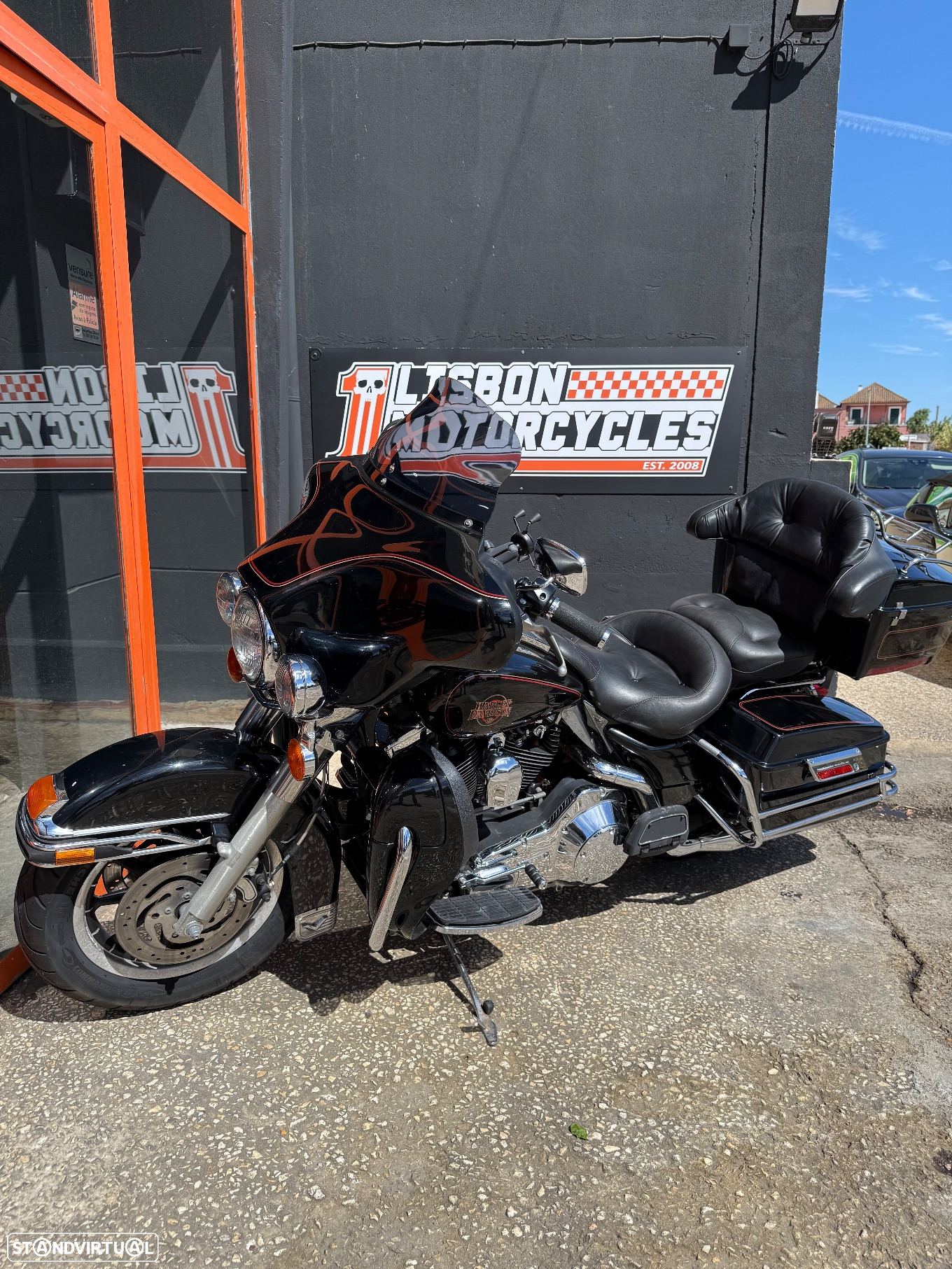 Harley-Davidson FLHTC ELECTRA GLIDE - 9