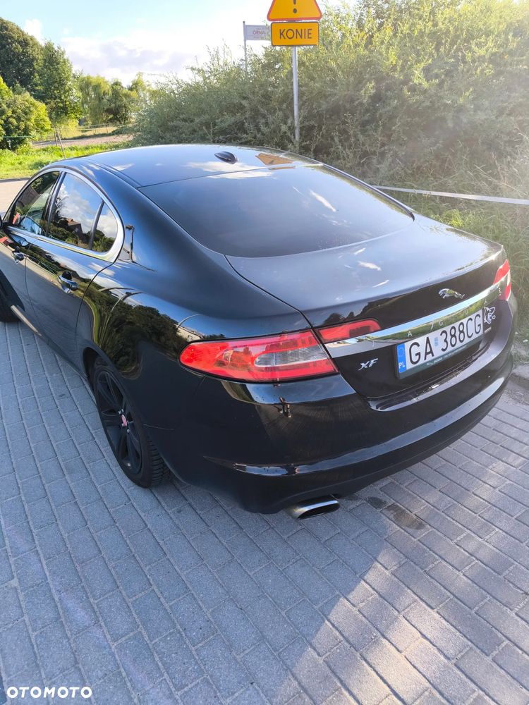 Jaguar XF 3.0 V6 Premium Luxury - 10