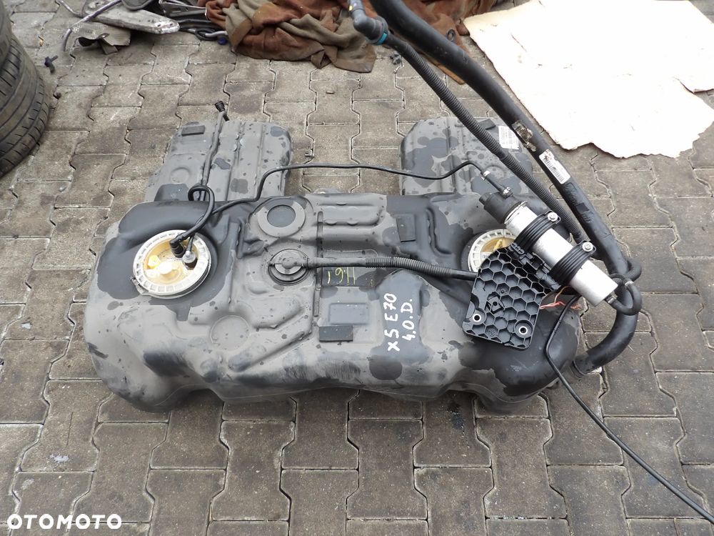 BMW - E70,X5 - BAK - ZBIORNIK PALIWA - 4.0D - 1