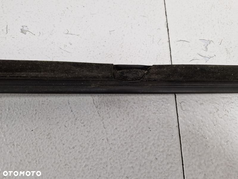 FIAT 500X LISTWA ZGARNIAJĄCA DRZWI PRAWY PRZÓD PRAWA PRZEDNIA CZARNA - 8