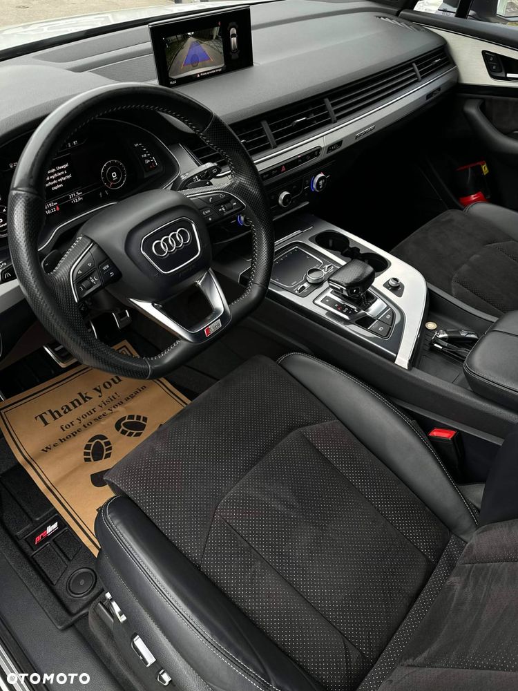 Audi Q7 2017 photo 3