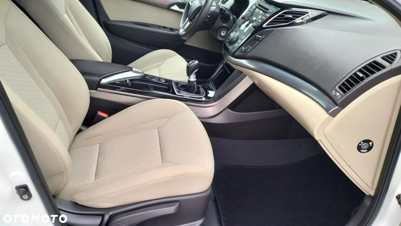 Hyundai i40 1.7 CRDi Style - 17