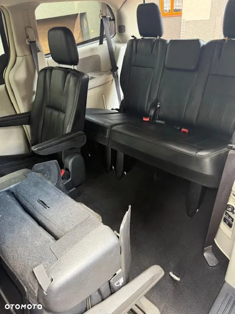 Chrysler Town & Country 3.6 Touring - 12