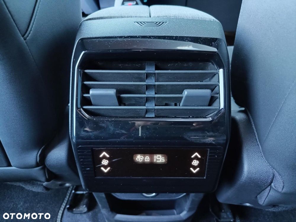 Peugeot 5008 - 19