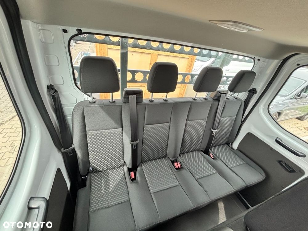 Ford Transit - 25