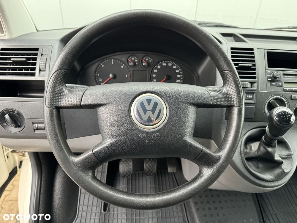 Volkswagen Transporter T5 TDI L1H1 - 13