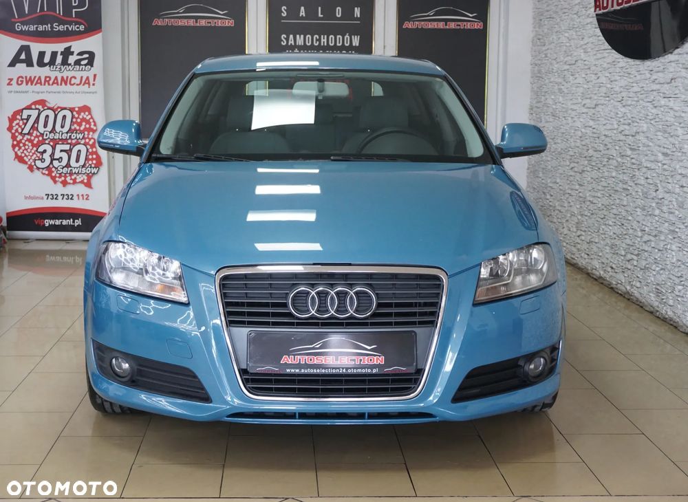 Audi A3 Sportback 2.0 TDI Ambiente - 2