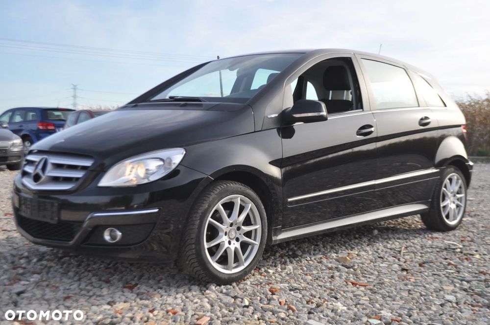 Mercedes-Benz Klasa B 160 BlueEFFICIENCY SPORT EDITION - 27